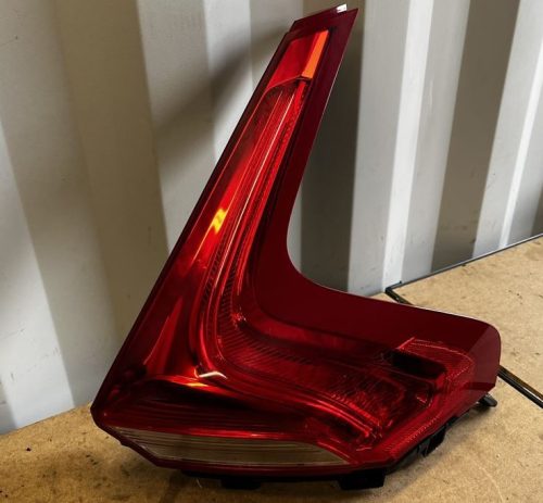 Volvo V40 II bal hátsó lámpa 31395845