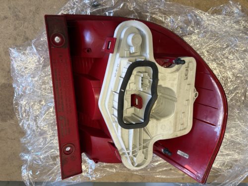 Skoda Yeti jobb hátsó lámpa 5L0945096B