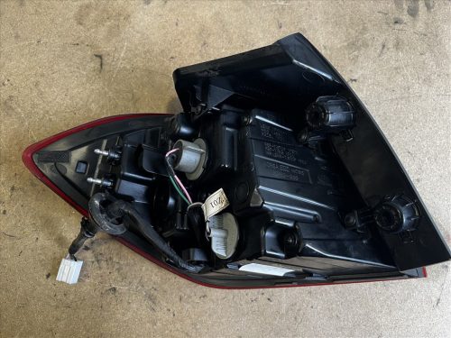 Hyundai i30 III (PD) jobb hátsó lámpa 92402-G4000