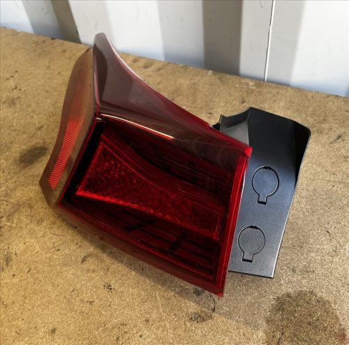 Hyundai Santa Fé IV (TM) bal hátsó làmpa