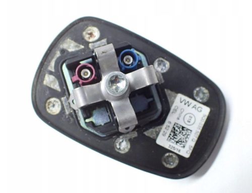 Volkswagen Passat B8, Skoda Octavia III antenna 5Q0035507Q