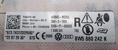 Audi A4 (B9 - 8W) jobb oldallégzsák 8w5880242k