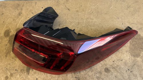 Opel Grandland X jobb hátsó LED lámpa 9846766680
