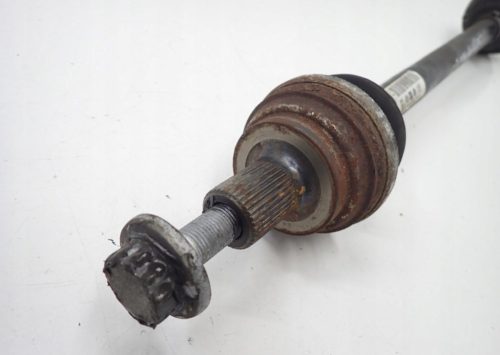 Volkswagen Passat B8, Volkswagen Arteon bal hátsó féltengely 3q0501203b