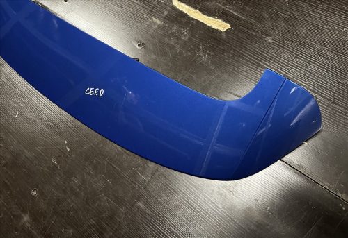 Kia Cee'd (CD) III kombi csomagtérajtó spoiler 87210j7300