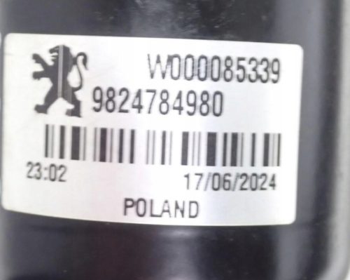 Opel Mokka II B első ablaktörlő szerkezet motorral együtt 9824784980