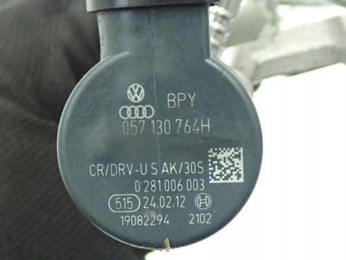 Volkswagen Golf VI 2.0 TDI CFF railcső, üzemanyag nyomásszabályzó szelep 057130764H