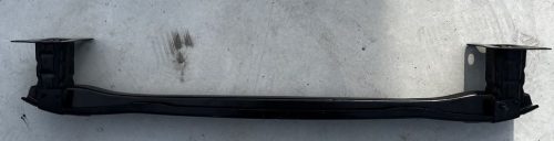 Volkswagen Golf VIII hátsó lökhárító merevítő 5h0807815