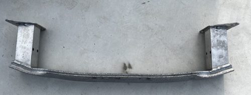 Opel Insignia B kombi hátsó lökhárító merevítő 39126962