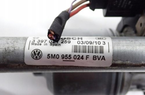 Volkswagen Golf Plus jobb első ablaktörlő szerkezet motorral 5M0955023F, 5M0955120E