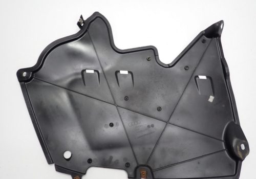 Audi A4 B9 alváz takaró burkolat 8W0825217A