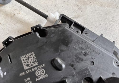 Skoda Fabia III, Skoda Octavia III jobb hátsó ajtózár 5ta839016e