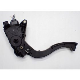 Dacia Duster II elektromos gázpedál 180108467r