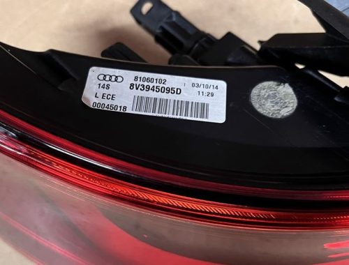 Audi A3 (8V) bal hátsó led lámpa 8v3945095d