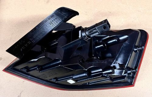 Audi A3 (8V) bal hátsó led lámpa 8v3945095d