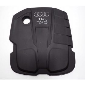 Audi A4 B9, A5 8W 2.0 TDI motor felső burkolat 04L103925P