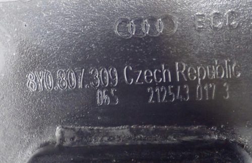 Audi A3 8Y hátsó lökhárító merevítő 8Y0807309