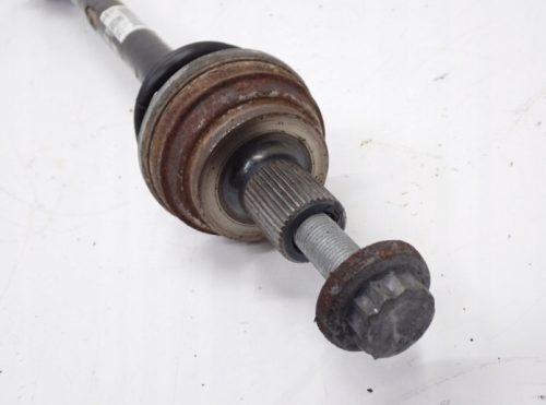 Skoda Superb III bal hátsó féltengely 3Q0501203B