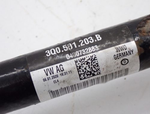 Skoda Superb III bal hátsó féltengely 3Q0501203B