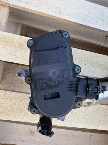 Mercedes E-osztály W213 E220 EGR szelep + EGR hűtő A6541407600, A6541406900