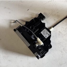 Opel Corsa E jobb első ajtózár 13431840