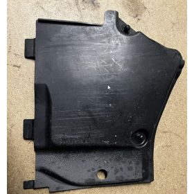   Audi A5 (B9 - 8W), Audi A4 (B9 - 8W) alváz burkolat 8w0825201