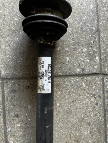 Volkswagen Arteon 2.0 TDI jobb hátsó féltengely 3q0501204b