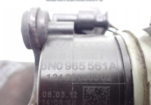 Volkswagen Passat B7 keringető vizszivattyú 5n0965561a