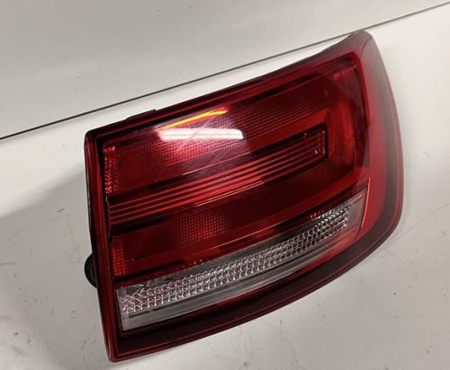 Audi A4 (B9 - 8W) kombi jobb hátsó lámpa 8w9945070