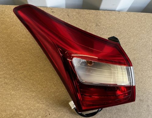 Hyundai i30 II (GD) bal hátsó lámpa 92401a50