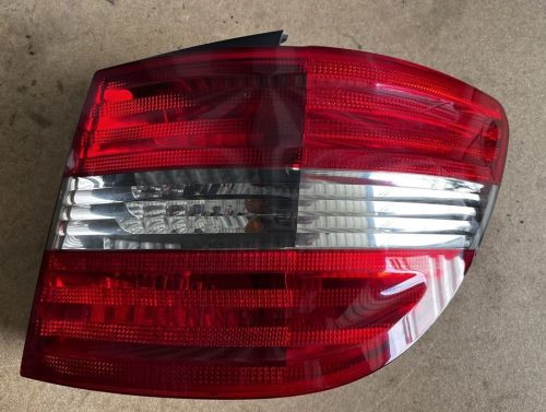 Mercedes B-osztály W245 jobb hátsó lámpa a1698202664