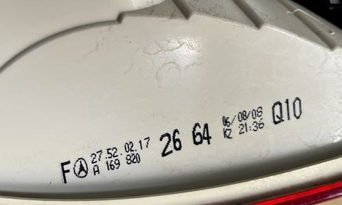 Mercedes B-osztály W245 jobb hátsó lámpa a1698202664