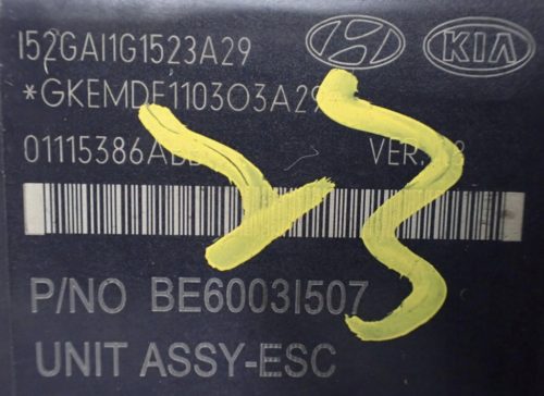 Hyundai i40 ABS tömb 589203z570