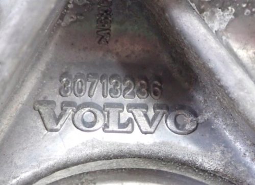 VOLVO XC60 I D4 2.4D első osztómű 31325104