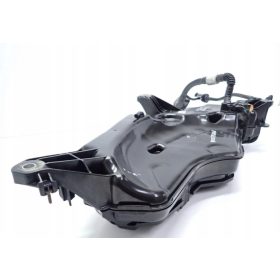   Audi A3 8Y AdBlue tartály, AdBlue szivattyú 5Q0131877AA 5WA131877G 5WA131877C