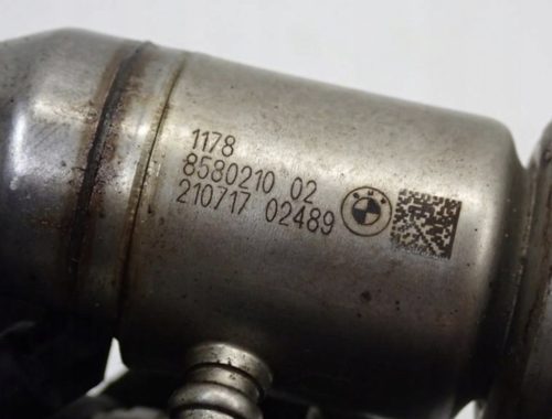 BMW 5-ös sorozat G30/G31 B57D30A Adblue befecskendező 8580210