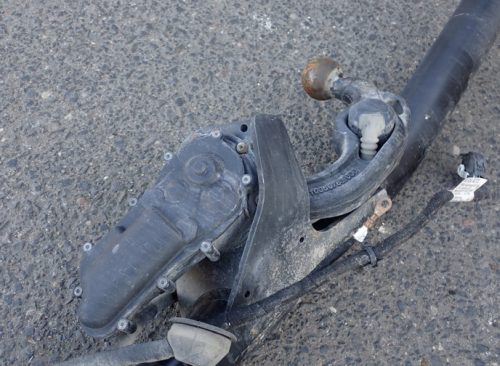 Skoda Octavia IV elektromosan befordulós vonóhorog 5E3803881A