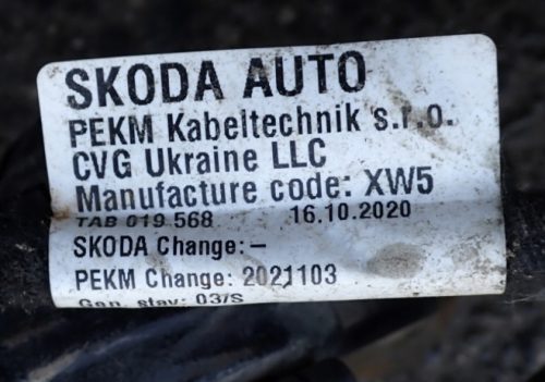 Skoda Octavia IV elektromosan befordulós vonóhorog 5E3803881A