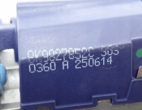 Audi A4 B8 Kombi jobb csomagtérajtó nyitó motor 8K9827852C