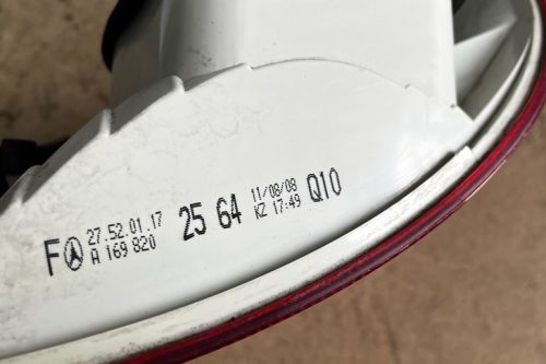 Mercedes B-osztály W245 bal hátsó lámpa a1698202564