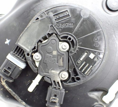 Skoda Superb III 2.0 TDI Adblue tartály, Adblue szivattyú 5Q0131969F 3Q0131877D